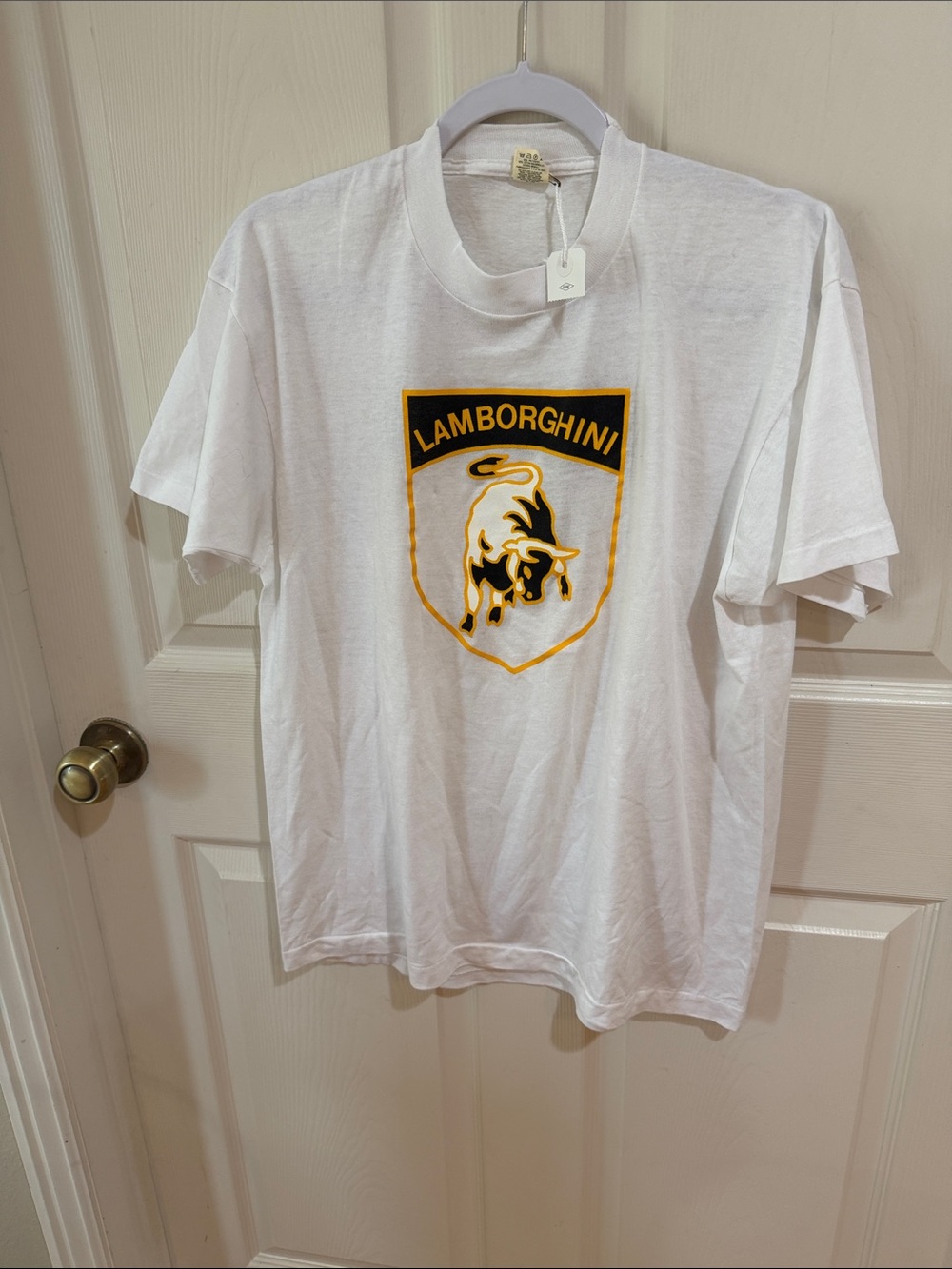 FrontGeneralStore Lamborghini White Short Sleeve Crew T-Shirt.  Sz XL
